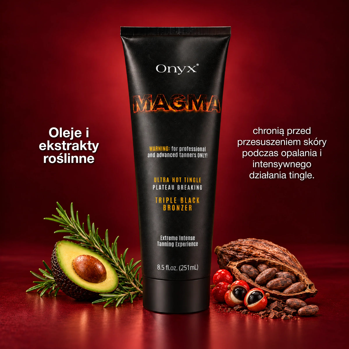 Onyx Magma otoczony składnikami roślinnymi na czerwonym tle. Grafika prezentuje pielęgnacyjny element formuły uzupełniający intensywne działanie tingle podczas opalania.